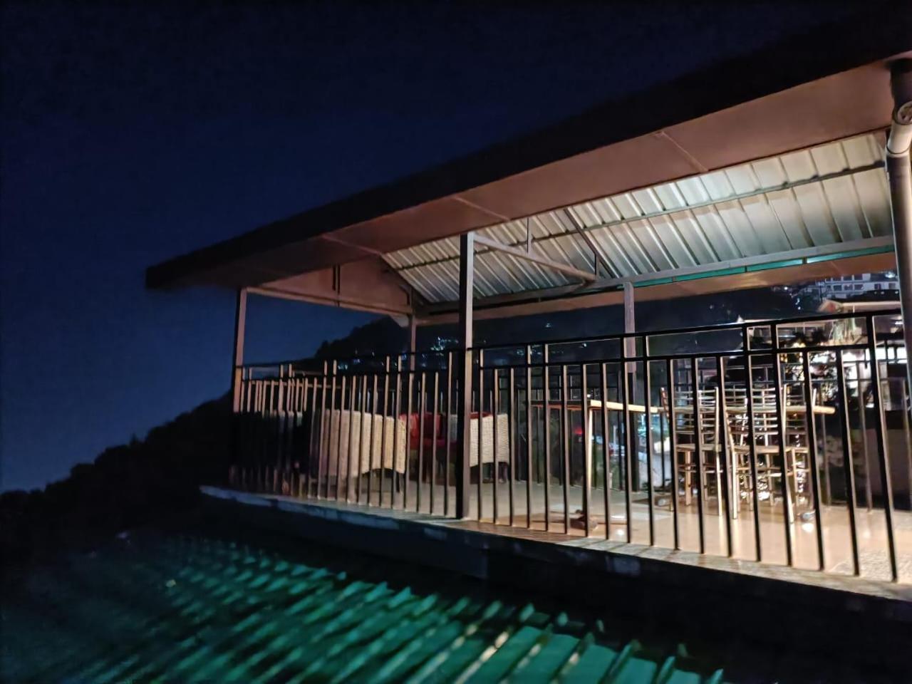 King Castle Mcleodganj-Centrally Heated And Air Cooled- Near Mall Road - Free Parking Дхарамсала Екстериор снимка