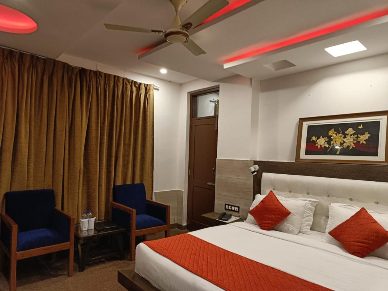 King Castle Mcleodganj-Centrally Heated And Air Cooled- Near Mall Road - Free Parking Дхарамсала Екстериор снимка