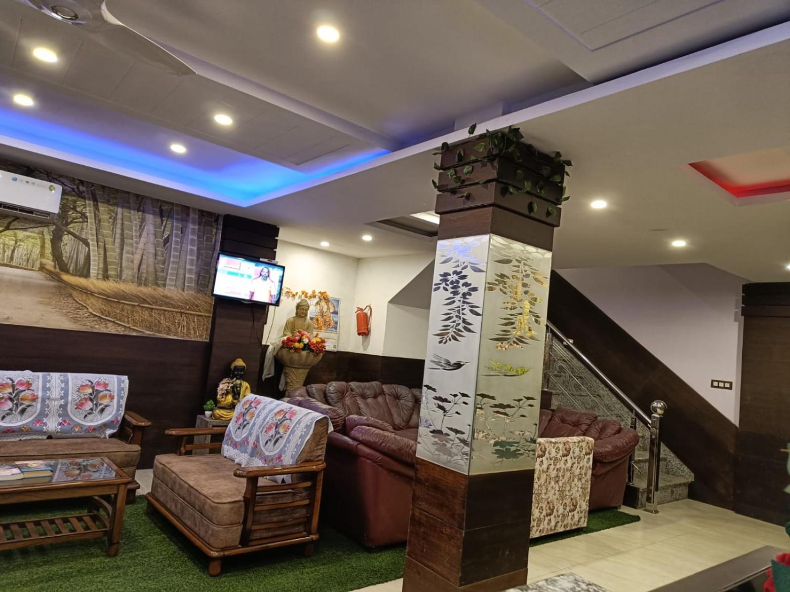 King Castle Mcleodganj-Centrally Heated And Air Cooled- Near Mall Road - Free Parking Дхарамсала Екстериор снимка